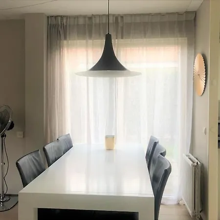 Stern Holiday home Noordwijk
